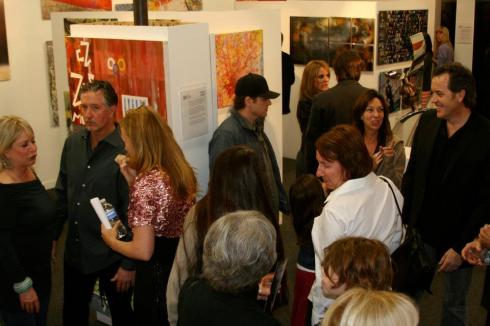 420588_404235146257111_675918896_n